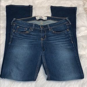 DARK WASH BOOT JEANS